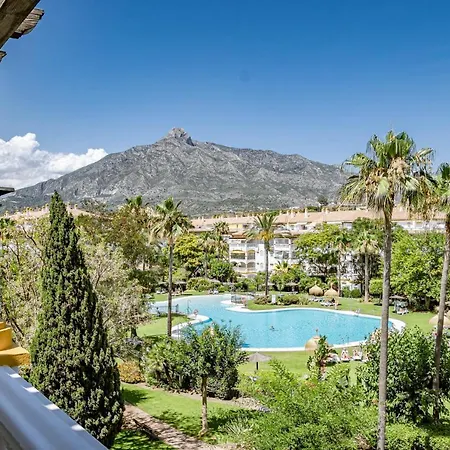 Beautiful In La Dama De Noche Right Beside The Golf Course * ماربيا