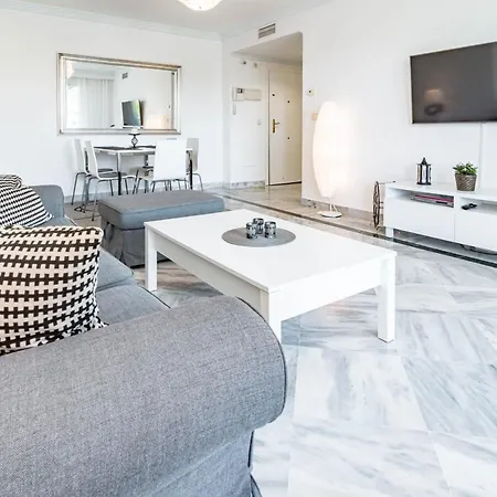 Beautiful In La Dama De Noche Right Beside The Golf Course Apartment *